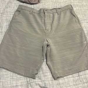 Men’s golf shorts size 36